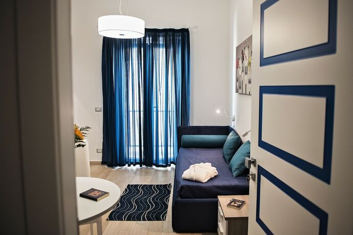 Imagen de la habitación del Hotel Karma Resort, Venetico. Foto 17