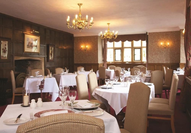 Imagen del bar/restaurante del Hotel Karma Salford Hall. Foto 9