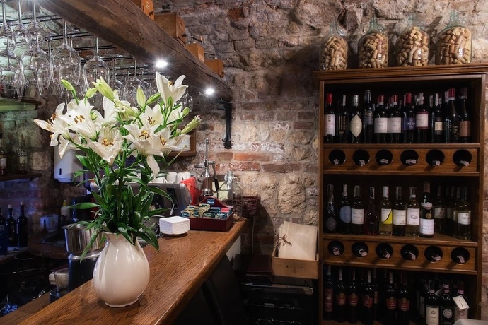 Imagen del bar/restaurante del Hotel Karmel. Foto 6