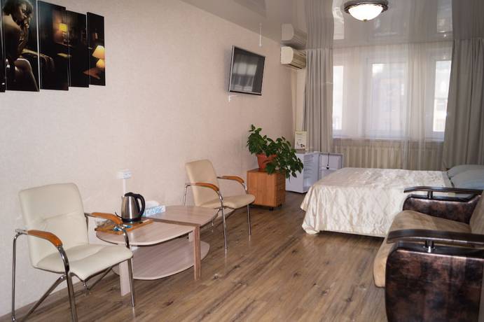 Imagen de la habitación del Hotel Karmen. Foto 10