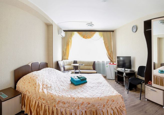 Imagen de la habitación del Hotel Karmen. Foto 13