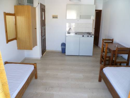 Imagen de la habitación del Hotel Karmi Studios. Foto 2