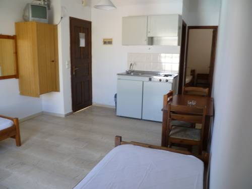 Imagen de la habitación del Hotel Karmi Studios. Foto 4