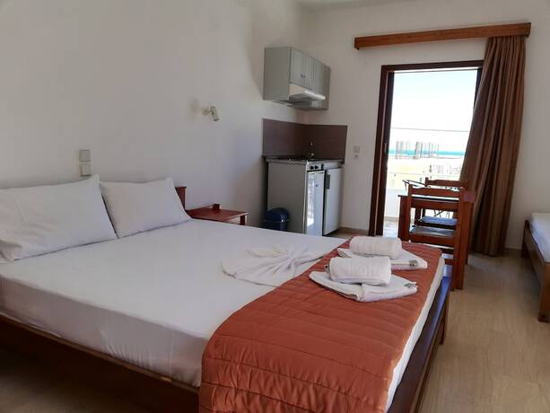 Imagen general del Hotel Karmi Studios and Apartments. Foto 7