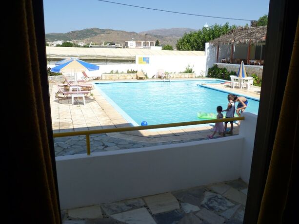 Imagen general del Hotel Karmi Studios and Apartments. Foto 9