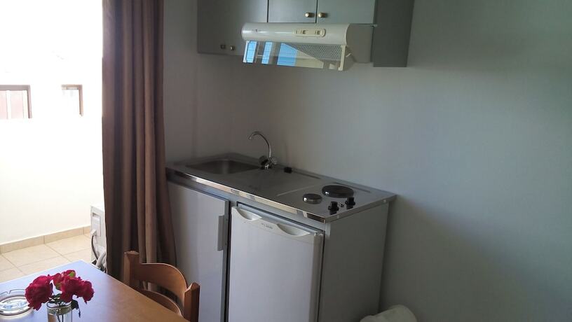 Imagen general del Hotel Karmi Studios and Apartments. Foto 11