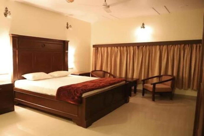 Imagen general del Hotel Karnavati Retreat. Foto 14