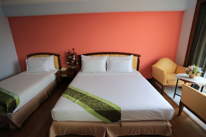 Imagen de la habitación del Hotel Karnmanee Palace. Foto 8
