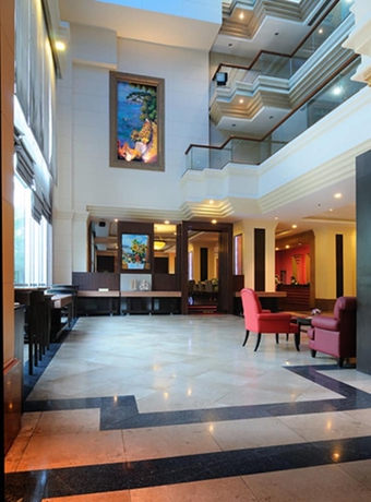 Imagen de los interiores del Hotel Karnmanee Palace. Foto 18