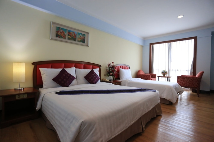 Imagen de la habitación del Hotel Karnmanee Palace. Foto 10