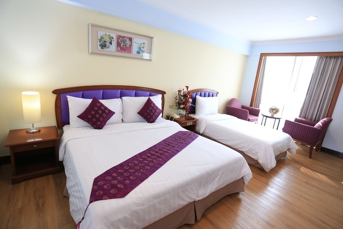 Imagen de la habitación del Hotel Karnmanee Palace. Foto 13