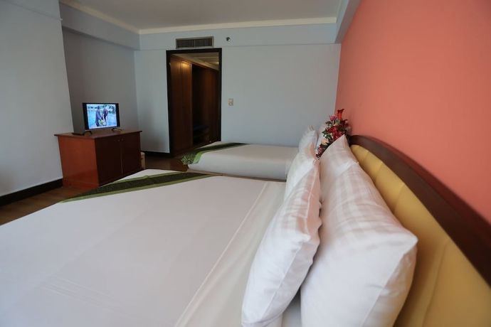 Imagen de la habitación del Hotel Karnmanee Palace. Foto 17