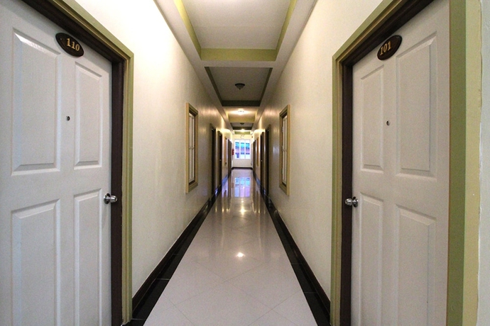 Imagen de los interiores del Hotel Karnmanee Place. Foto 13