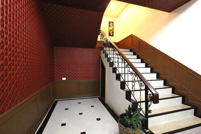 Imagen de los interiores del Hotel Karnmanee Place. Foto 14