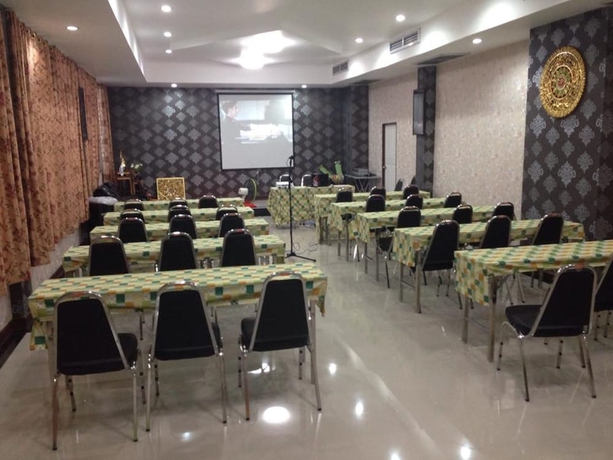 Imagen de los interiores del Hotel Karnmanee Place. Foto 16