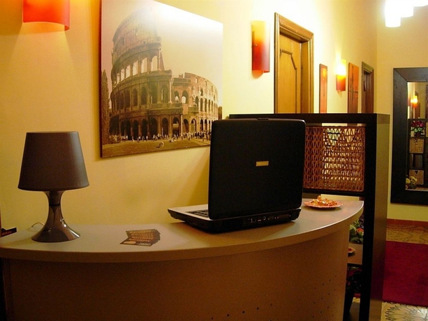 Imagen de los interiores del Hotel Karolstay Guesthouse Roma. Foto 16