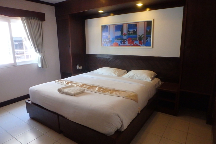Imagen de la habitación del Hotel Karon Café Inn. Foto 3