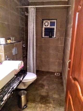Imagen de la habitación del Hotel Karon Premium. Foto 7