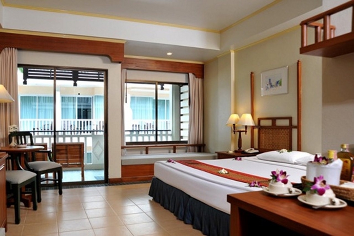 Imagen general del Hotel Karon Princess. Foto 8