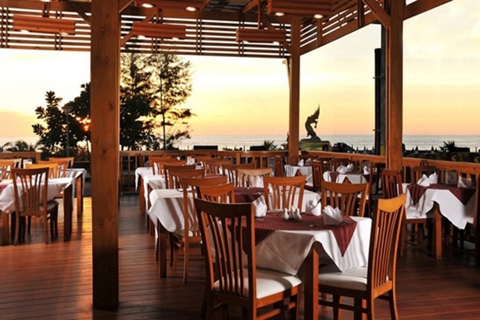 Imagen general del Hotel Karon Princess. Foto 10