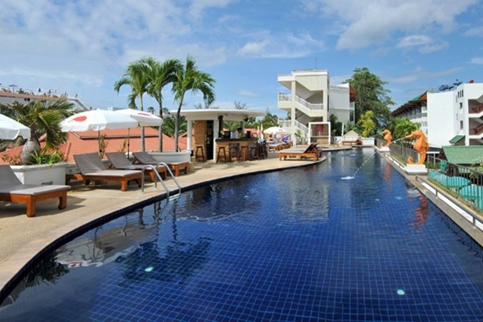 Imagen general del Hotel Karon Princess. Foto 13