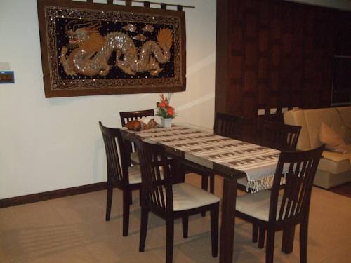 Imagen de la habitación del Hotel Karon View Apartments. Foto 17