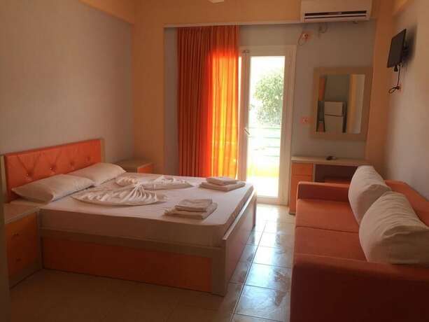 Imagen de la habitación del Hotel Karos Llaman. Foto 14