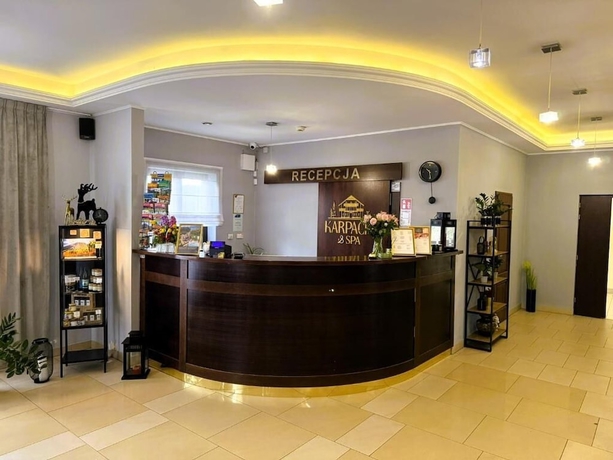 Imagen de los interiores del Hotel KarpackiandSPA z Restauracją. Foto 12