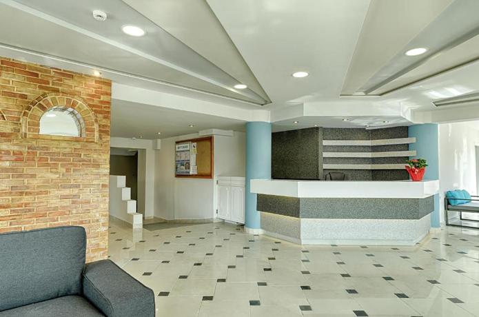 Imagen general del Hotel Karras. Foto 12