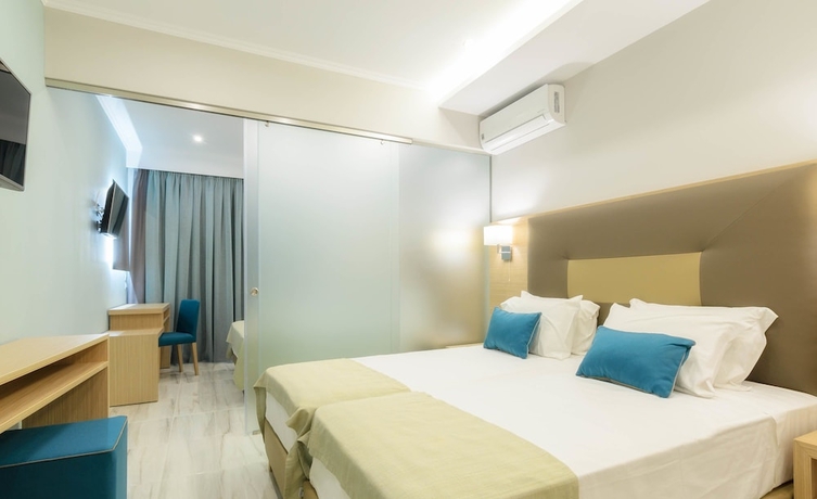 Imagen de la habitación del Hotel Karras Grande Resort. Foto 10