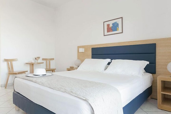 Imagen de la habitación del Hotel Karras Star. Foto 10