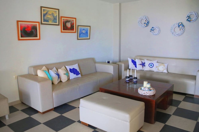 Imagen de los interiores del Hotel Karras Star. Foto 16