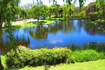 Imagen de los exteriores del Hotel Karrinyup Waters Resort. Foto 12