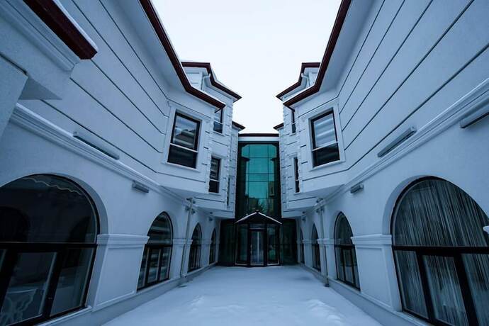 Imagen general del Hotel Kars-i Sirin. Foto 8