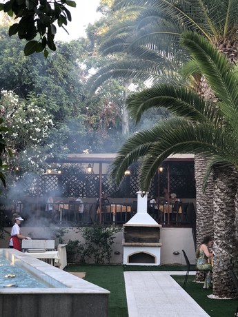 Imagen general del Hotel Karteros. Foto 4