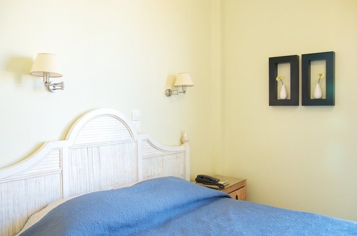 Imagen de la habitación del Hotel Karthea. Foto 4