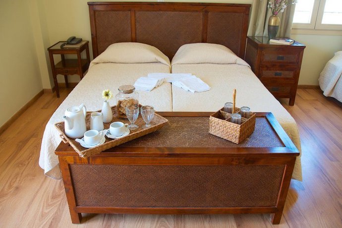 Imagen de la habitación del Hotel Karthea. Foto 8