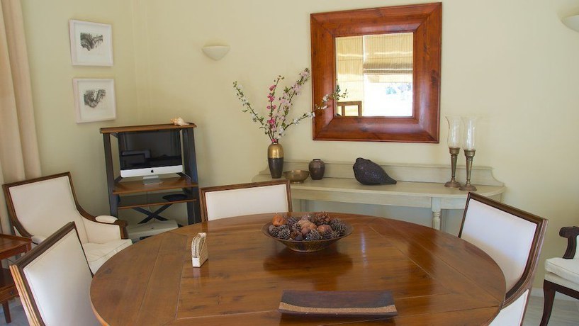 Imagen de los interiores del Hotel Karthea. Foto 19