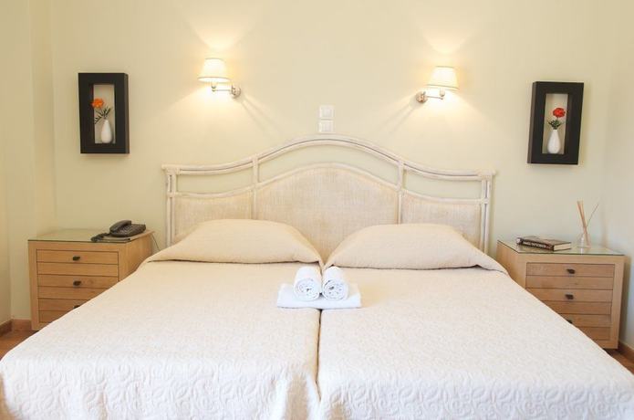 Imagen de la habitación del Hotel Karthea. Foto 15