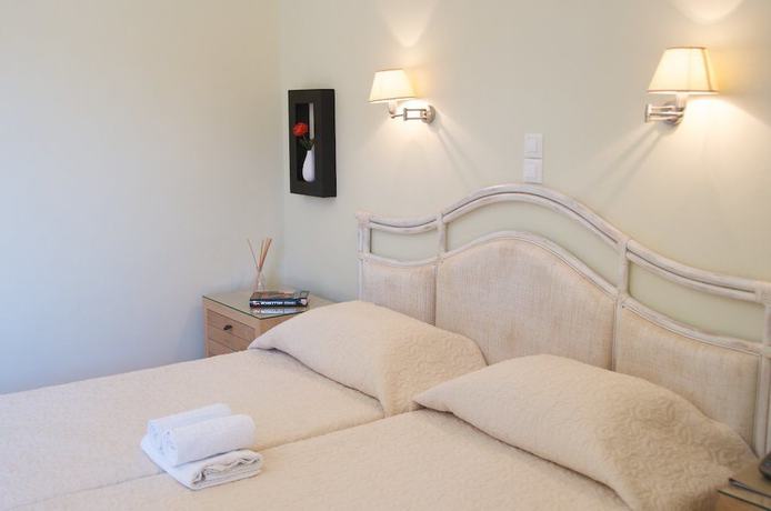 Imagen de la habitación del Hotel Karthea. Foto 17