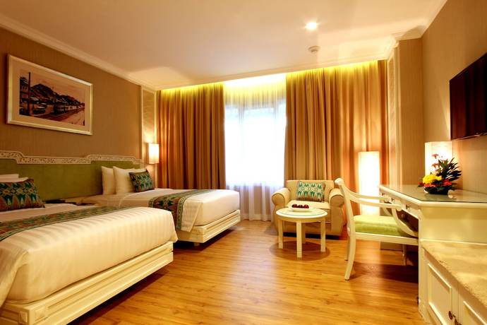 Imagen de la habitación del Hotel Kartika Chandra. Foto 7
