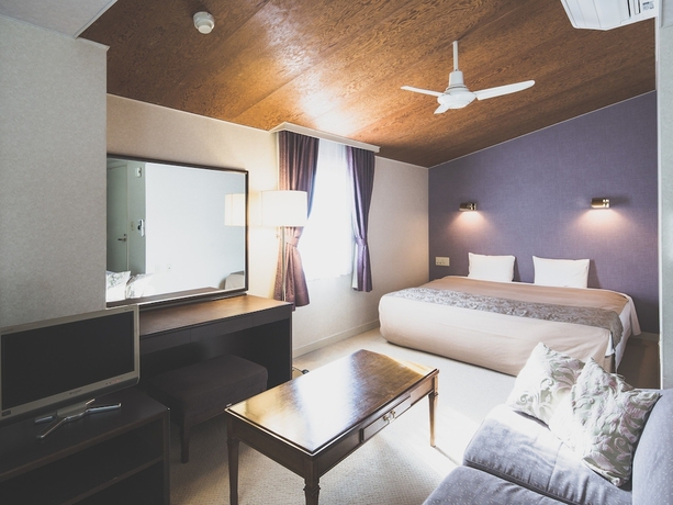 Imagen de la habitación del Hotel Karuizawa Elegance. Foto 3