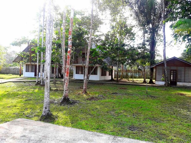 Imagen de los exteriores del Hotel Karupa. Foto 17