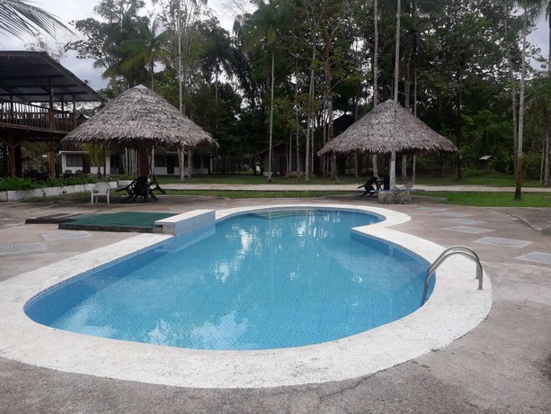 Imagen de la piscina del Hotel Karupa. Foto 20