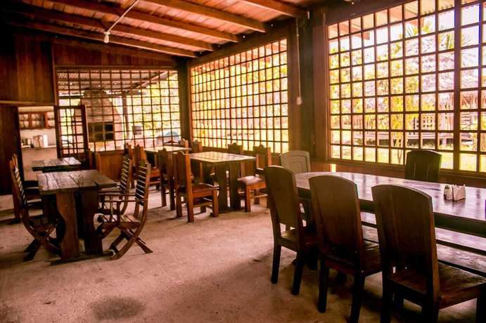 Imagen del bar/restaurante del Hotel Karupa. Foto 7