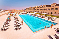 Imagen de la piscina del Hotel Karvan Palace. Foto 9
