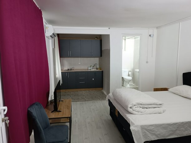Imagen de la habitación del Hotel Karvi Hostel. Foto 15