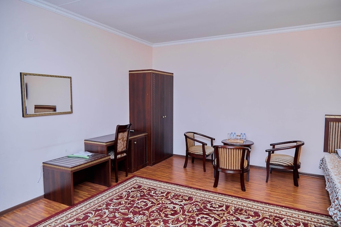 Imagen de la habitación del Hotel Karvon Samarkand. Foto 9