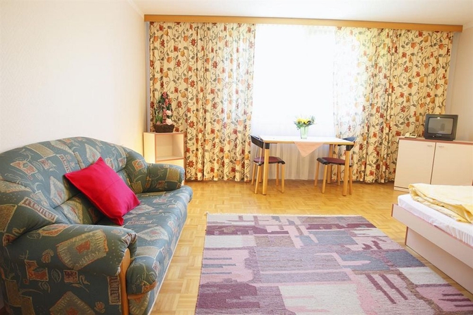 Imagen de los interiores del Hotel Karwendel. Foto 5