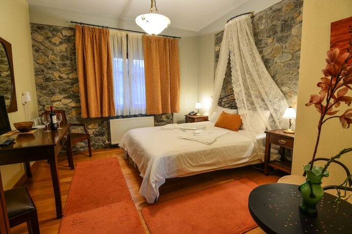 Imagen de la habitación del Hotel Karyatis Resort. Foto 12